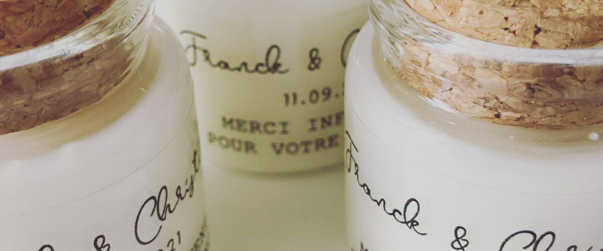 Cadeaux invités mariage : bougies personnalisées Franck & Chris