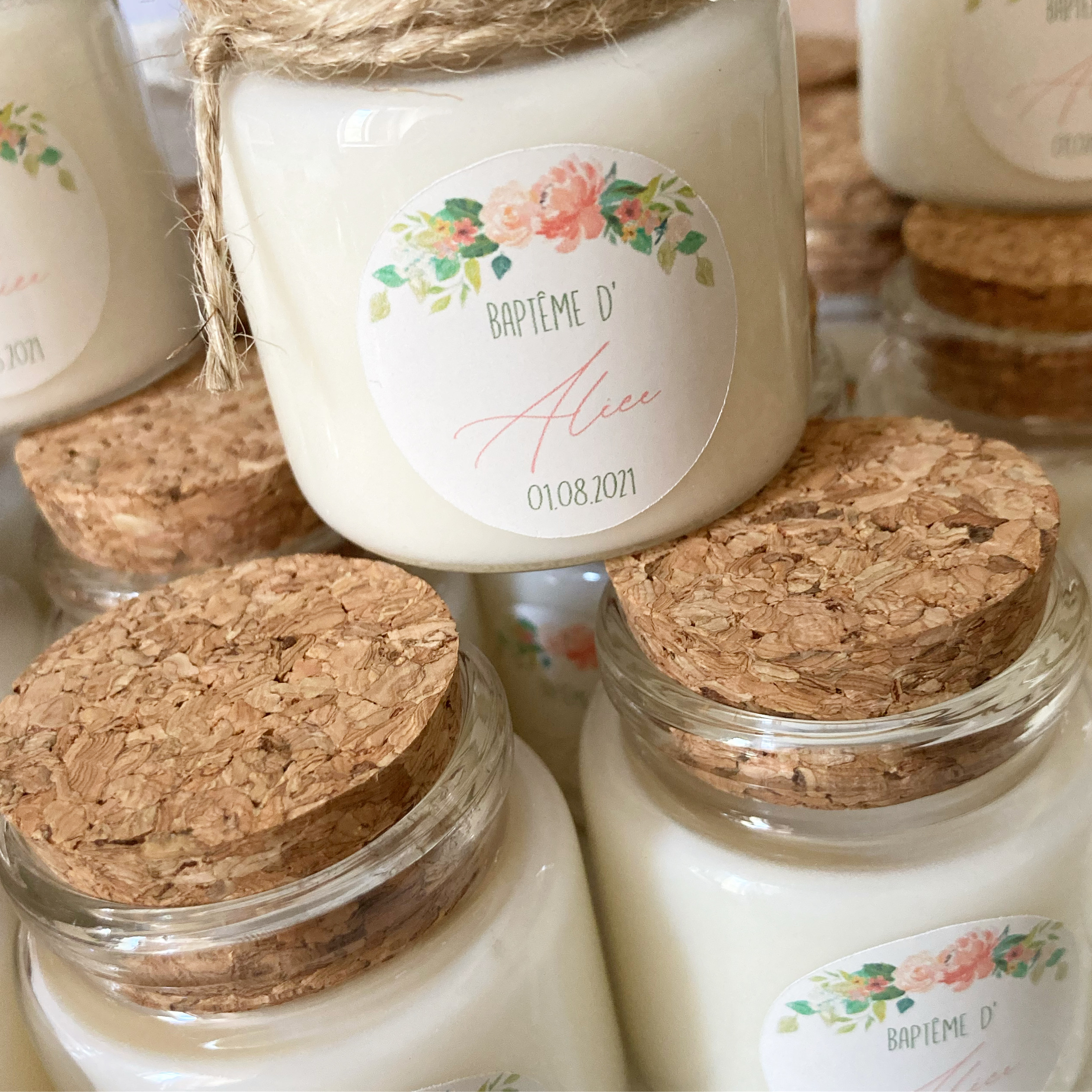 Cadeaux Clients personnalisés avec votre logo, bougie personnalisée parfumée fait-main en Provence
