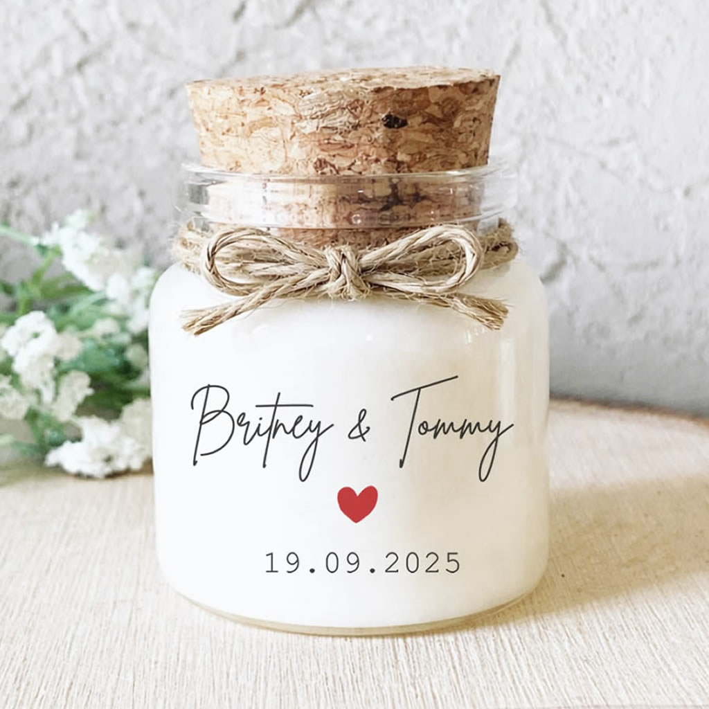 Bougie parfumée personnalisée mariage avec cœur rouge cadeau invités chic