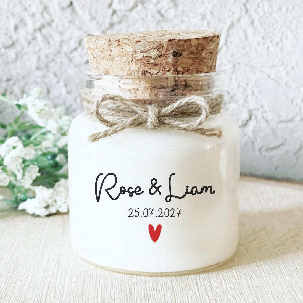 Cadeaux invités Bougie artisanale personnalisée avec prénoms et date, idéale.